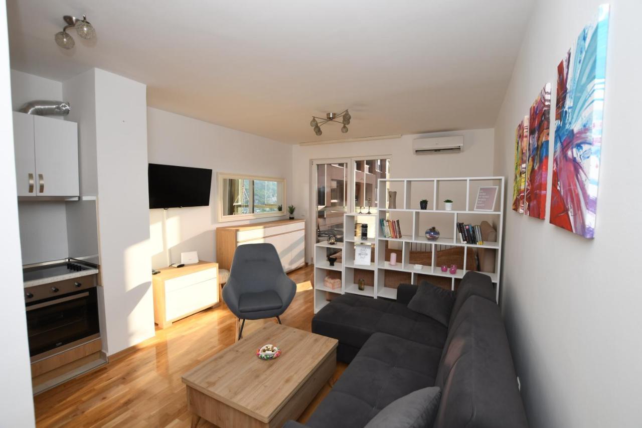 Sky Way Studio Apartment SJJ Buitenkant foto
