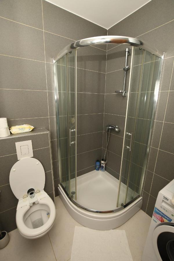 Sky Way Studio Apartment SJJ Buitenkant foto