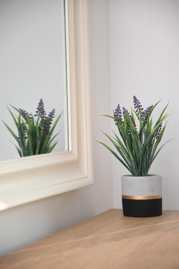 Sky Way Studio Apartment SJJ Buitenkant foto