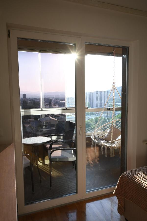 Sky Way Studio Apartment SJJ Buitenkant foto