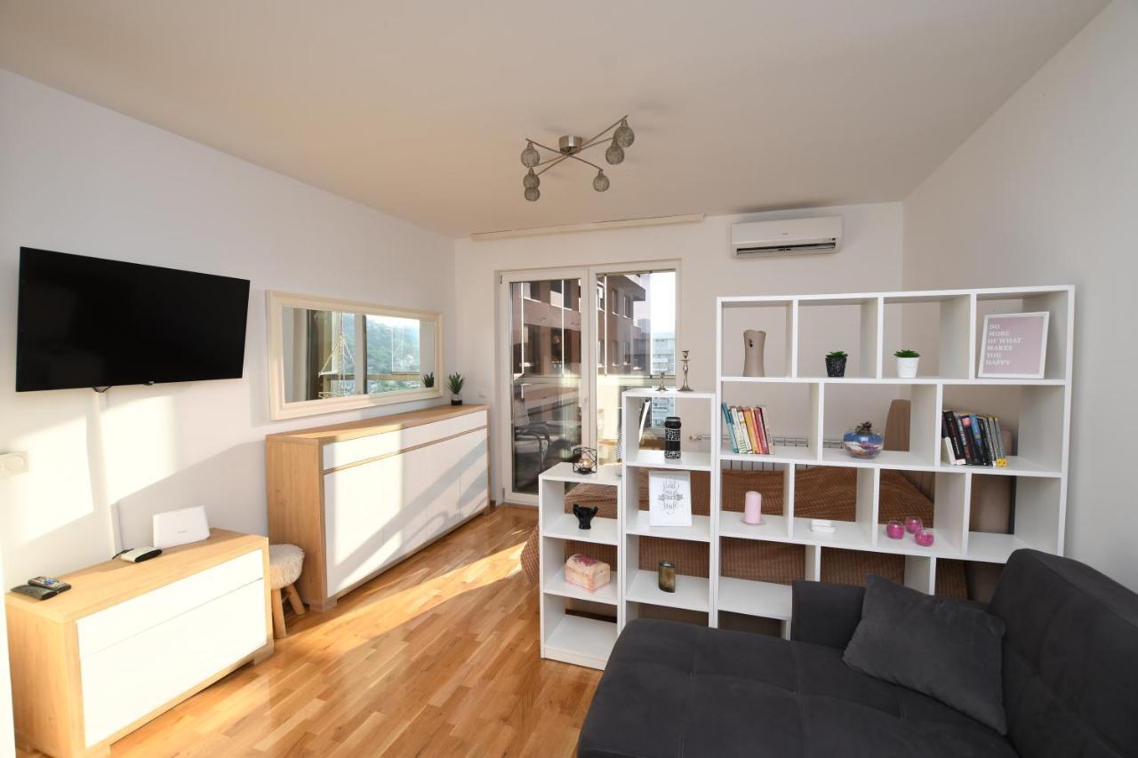 Sky Way Studio Apartment SJJ Buitenkant foto