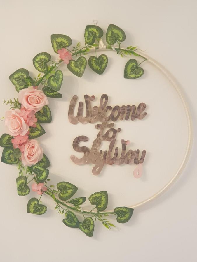 Sky Way Studio Apartment SJJ Buitenkant foto