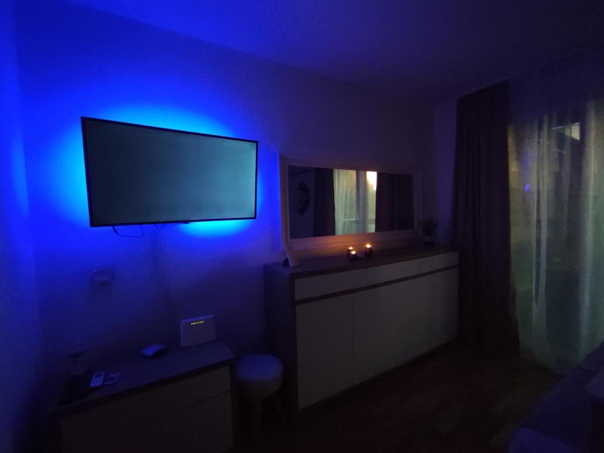 Sky Way Studio Apartment SJJ Buitenkant foto